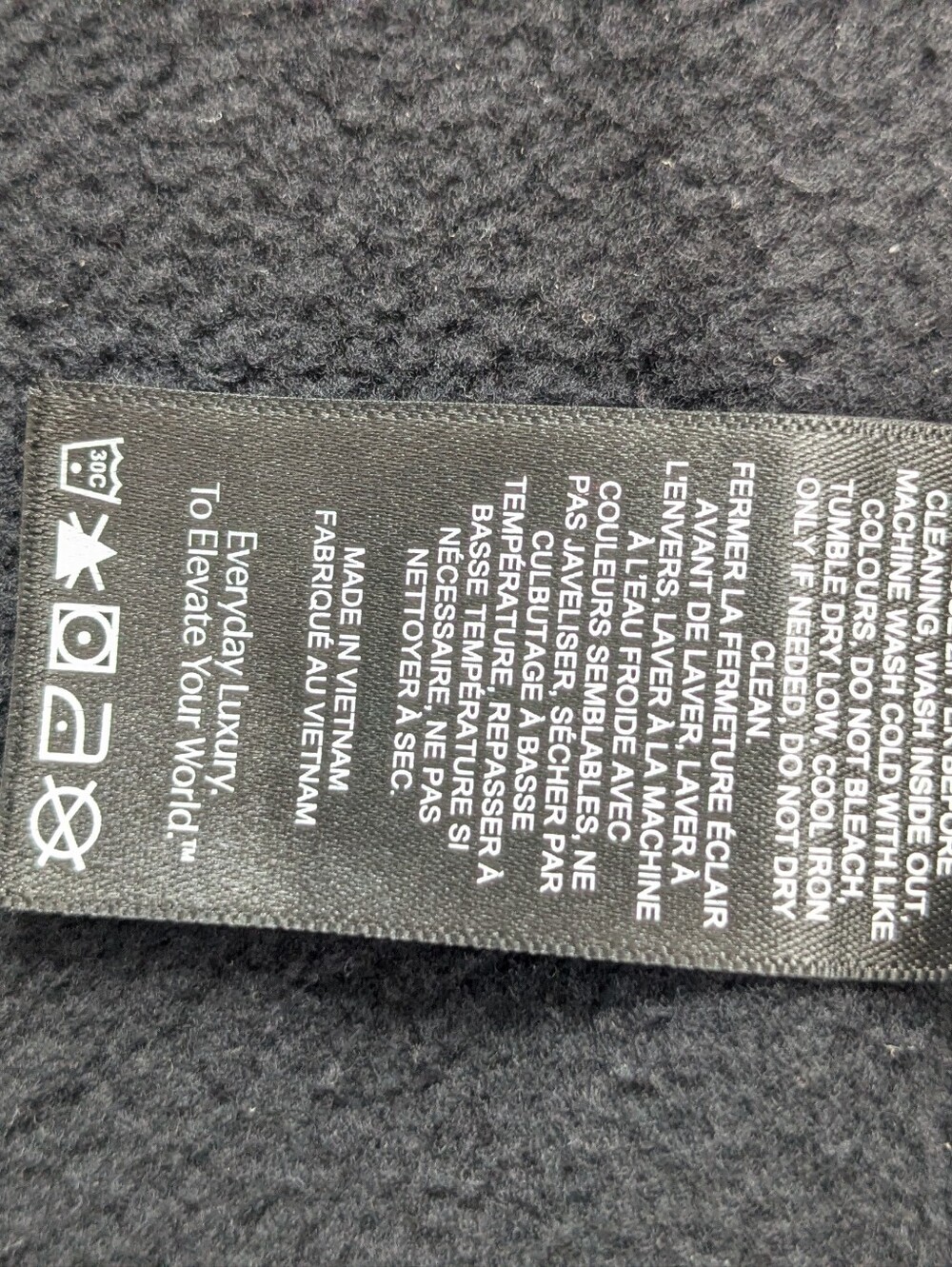 Aritzia Cozy Sweatfleece Black Boxy Zip Hoodie - Picture 8 of 8